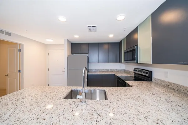 $2,400 | 5587 Millennia Park Drive, Unit 113, Orlando, FL 32839