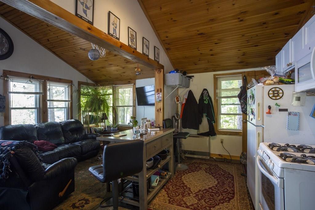 580 King Road Athol, MA 01331 - Photo 3 of 19