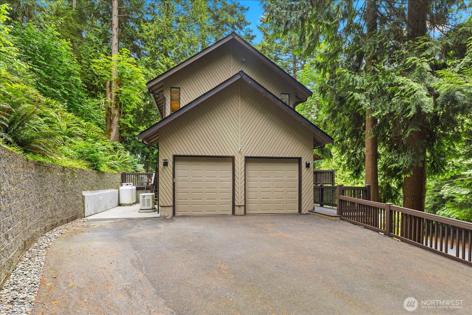 16216 North Meadowdale Road Edmonds, WA 98026 - Photo 2 of 40