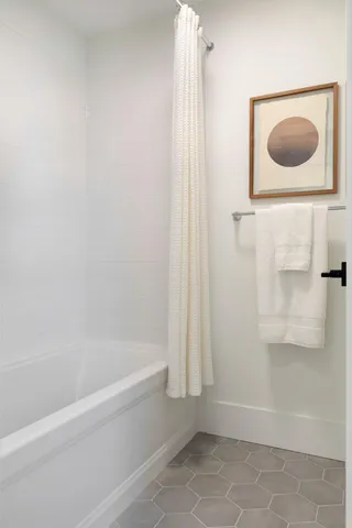 $1,648,978 | 3753 Brookside Drive, Chaska, MN 55318