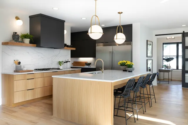 $1,648,978 | 3753 Brookside Drive, Chaska, MN 55318