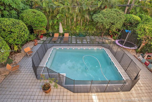 $975,000 | 3315 Toledo Plaza, Coral Gables, FL 33134