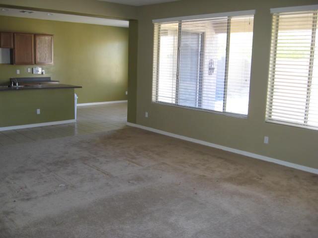 15278 West Calavar Road Surprise, AZ 85379 - Photo 6 of 11 Great room