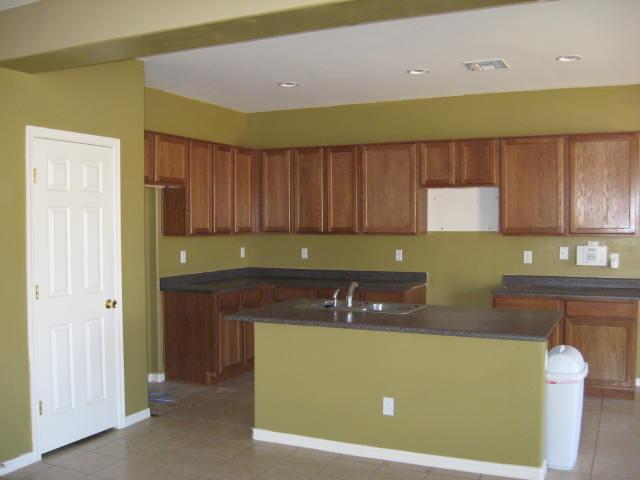 15278 West Calavar Road Surprise, AZ 85379 - Photo 8 of 11 Kitchen