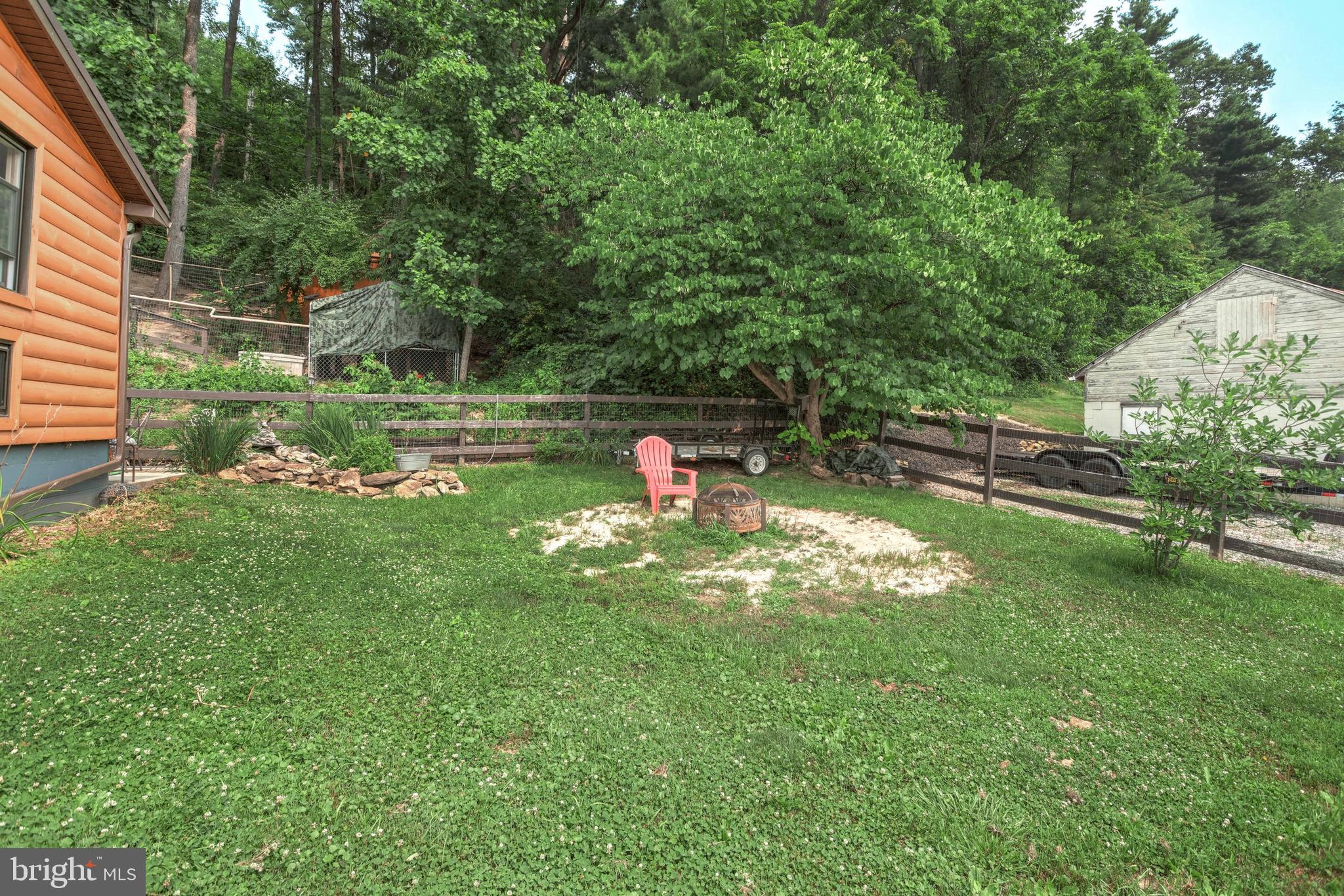 204 Three Hill Road Spring Grove, PA 17362 - Photo 8 of 43