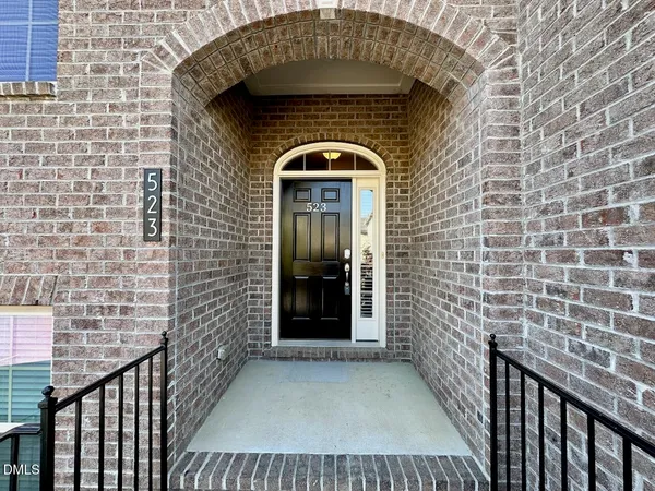 $2,300 | 523 Old Mill Village Drive, Apex, NC 27502