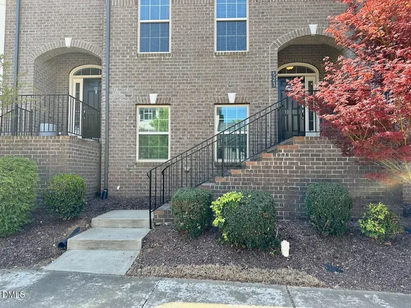 $2,300 | 523 Old Mill Village Drive, Apex, NC 27502