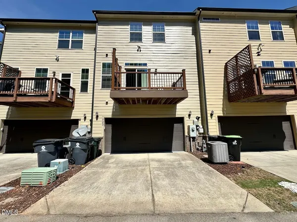 $2,300 | 523 Old Mill Village Drive, Apex, NC 27502