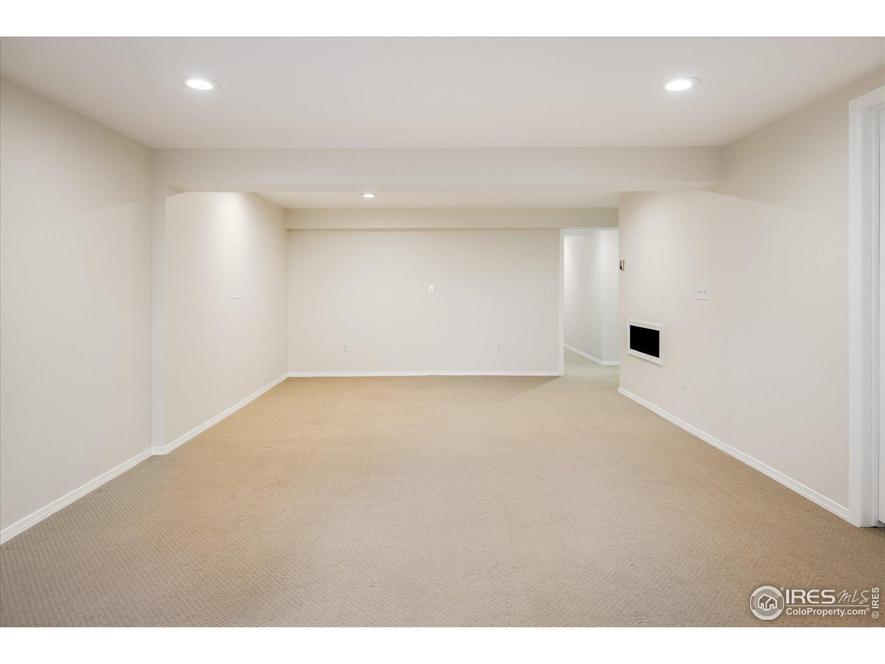 6919 Frying Pan Road Boulder, CO 80301 - Photo 25 of 36 a view of an empty room