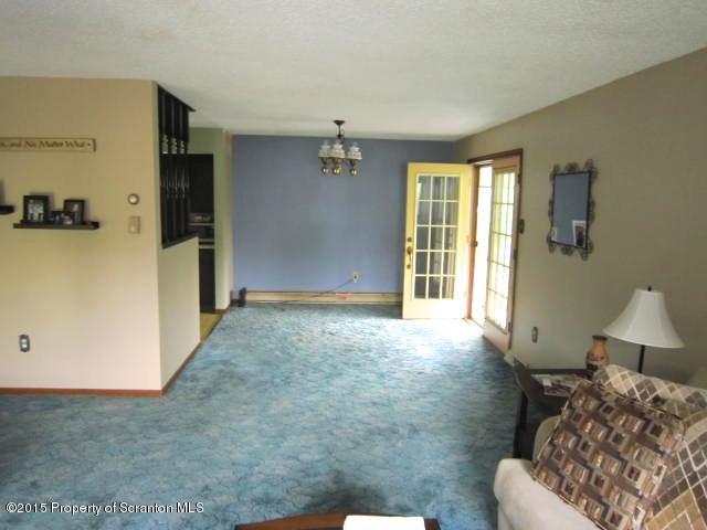 109 T Rt 359 Moscow, PA 18444 - Photo 11 of 27 Gallery Image 11