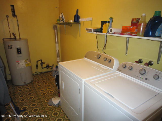 109 T Rt 359 Moscow, PA 18444 - Photo 12 of 27 Gallery Image 12