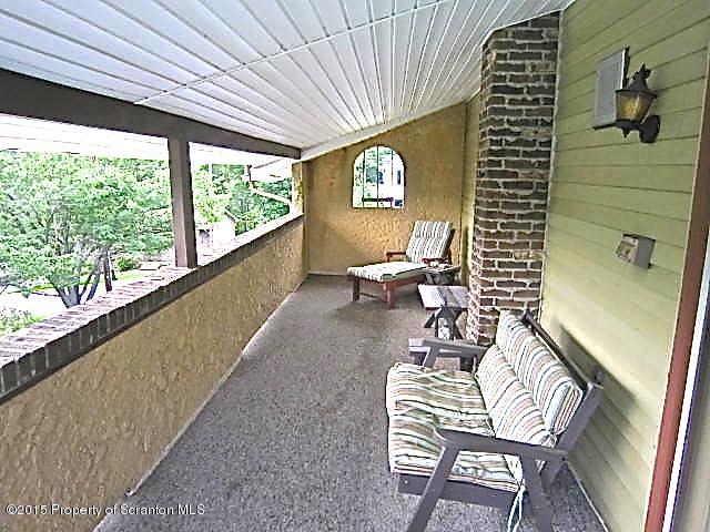 109 T Rt 359 Moscow, PA 18444 - Photo 21 of 27 Gallery Image 21