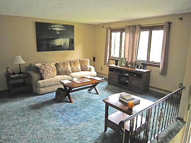 109 T Rt 359 Moscow, PA 18444 - Photo 8 of 27 Gallery Image 8