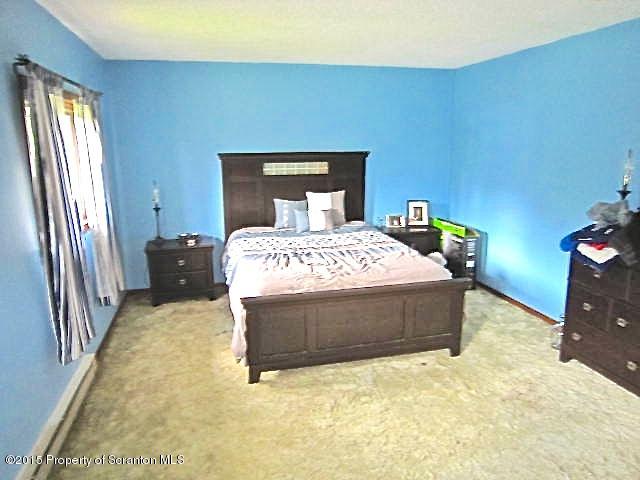 109 T Rt 359 Moscow, PA 18444 - Photo 9 of 27 Gallery Image 9