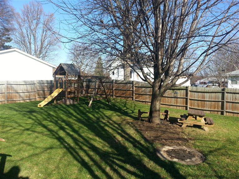 251 Ruth Place Clinton, IA 52732 - Photo 12 of 16 Gallery Image 12