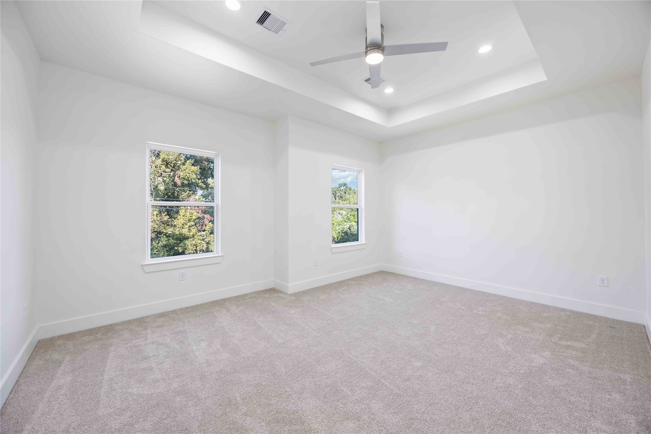 5222 Gold Street Houston, TX 77026 - Photo 21 of 28 wooden floor in an empty room with a window