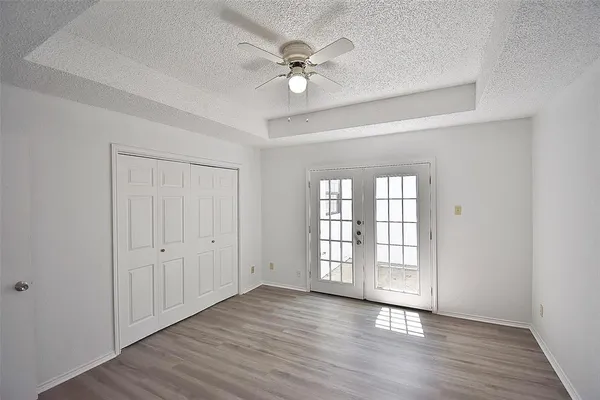 $1,395 | 438 Finch Drive, DeSoto, TX 75115