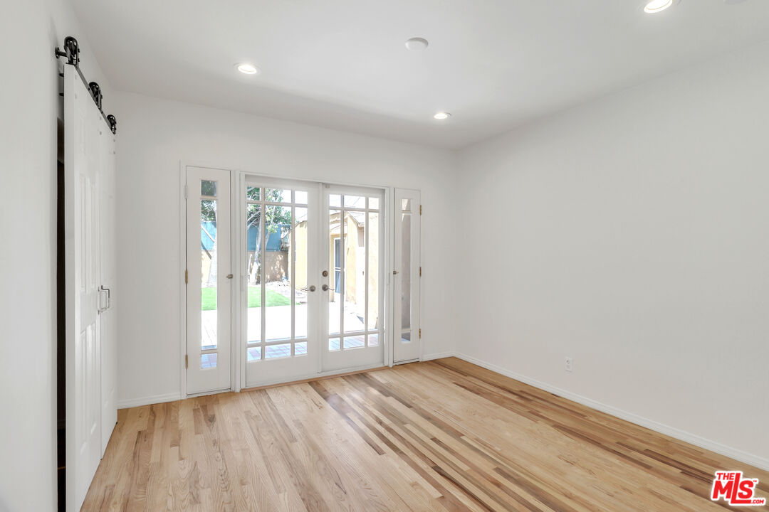 1107 Alfred Los Angeles, CA 90035 - Photo 24 of 39