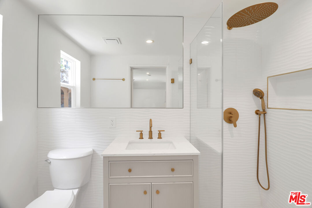 1107 Alfred Los Angeles, CA 90035 - Photo 30 of 39