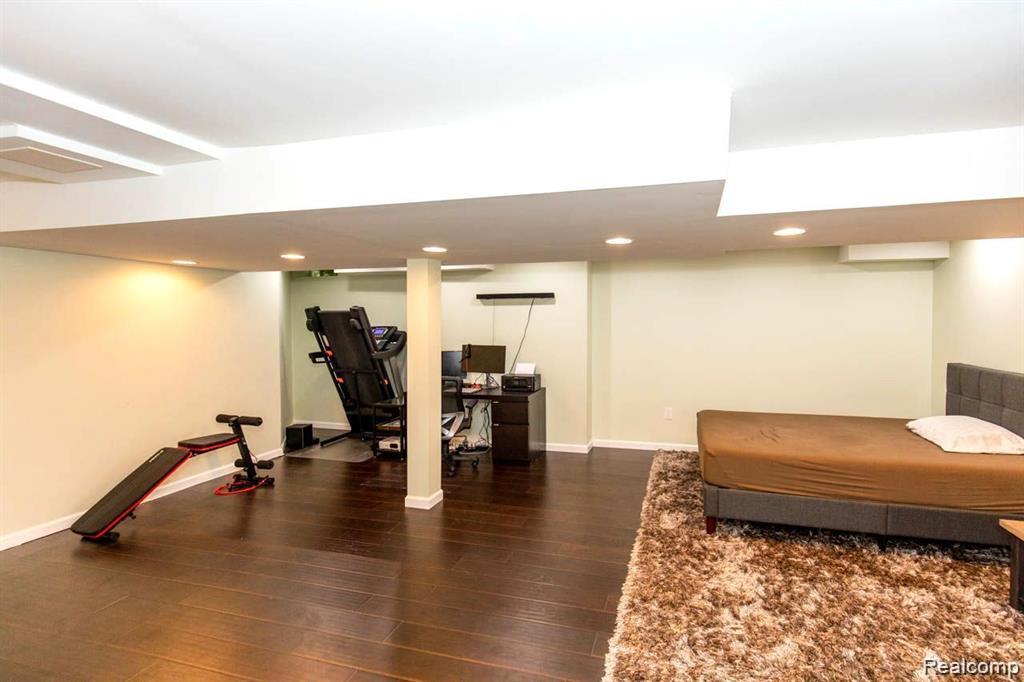 41578 Mitchell Road Novi, MI 48377 - Photo 37 of 46 37.jpg