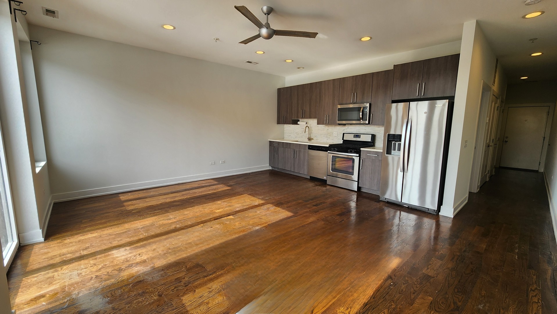 4428 North Sheridan Road, Unit 4G Chicago, IL 60640 - Photo 4 of 23