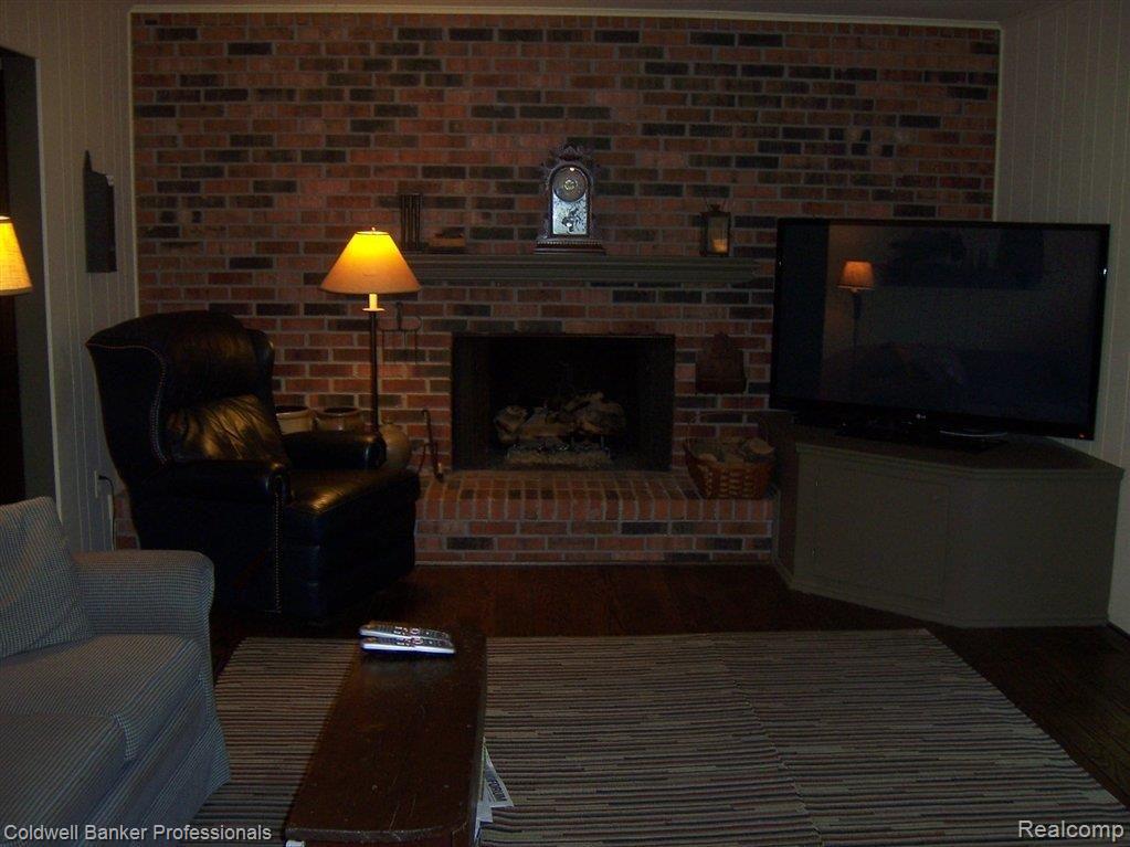 19400 Beverly Road Franklin, MI 48025 - Photo 12 of 17 102_7461.JPG