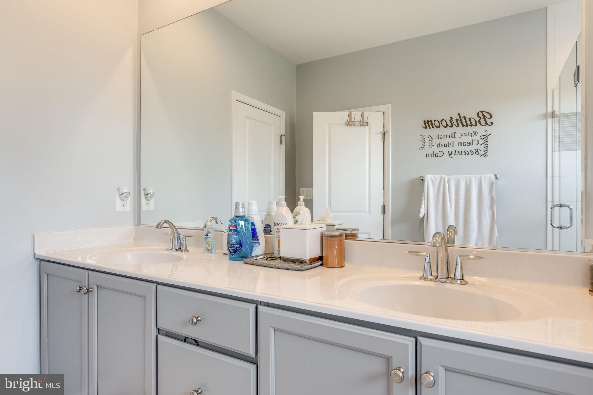 23659 Turtle Point Terrace Ashburn, VA 20148 - Photo 27 of 49 Gallery Image 27