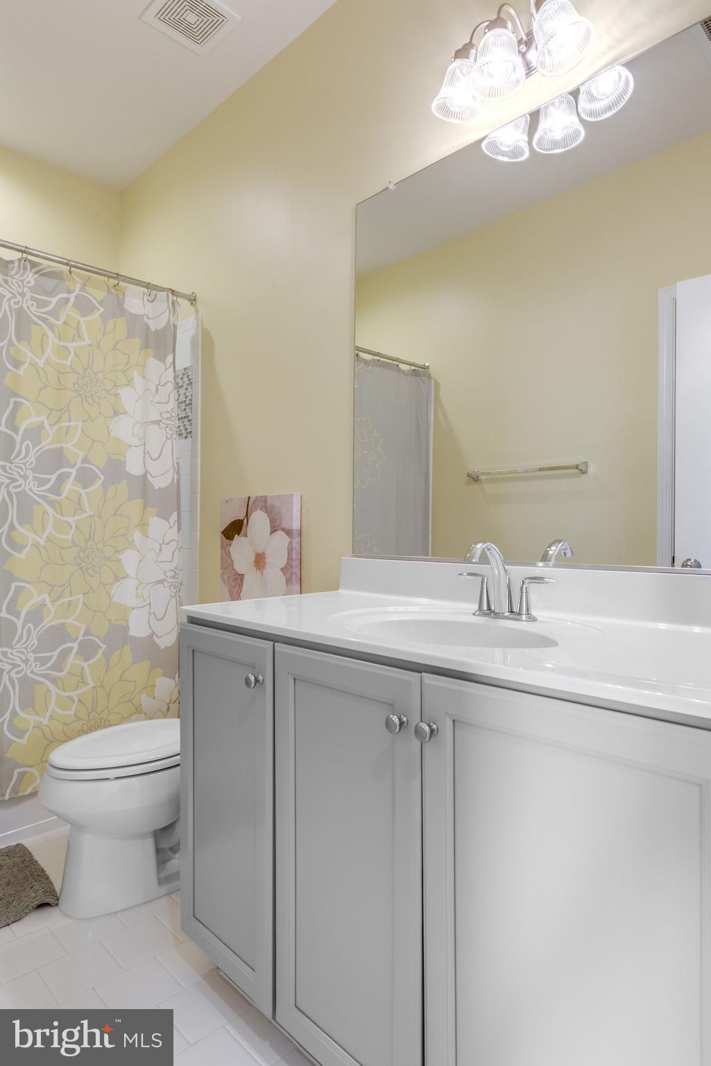 23659 Turtle Point Terrace Ashburn, VA 20148 - Photo 31 of 49 Gallery Image 31