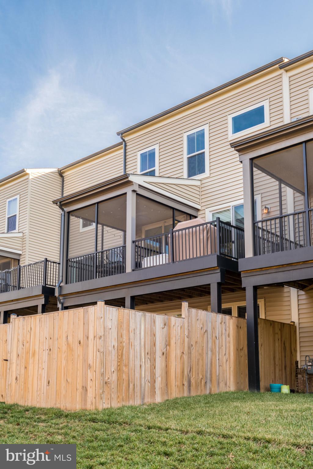 23659 Turtle Point Terrace Ashburn, VA 20148 - Photo 40 of 49 Gallery Image 40