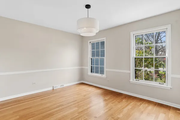 $575,000 | 1620 Fairway Lane, Naperville, IL 60565