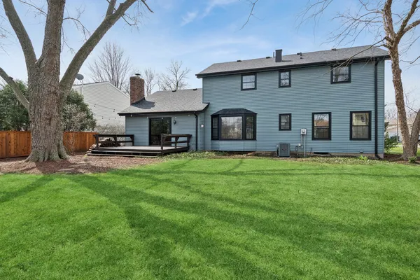 $575,000 | 1620 Fairway Lane, Naperville, IL 60565