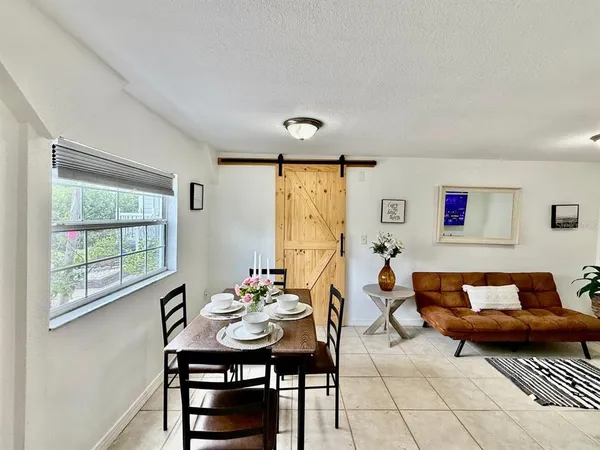 $1,900 | 2575 South Himes Avenue, Unit A, Tampa, FL 33629