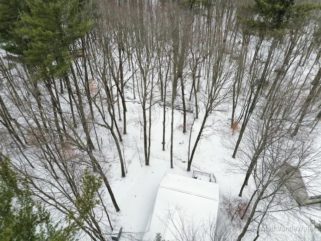 $374,900 | 6771 East 4 Seasons Drive, Newaygo, MI 49337