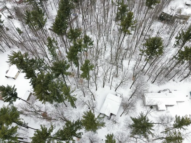 $374,900 | 6771 East 4 Seasons Drive, Newaygo, MI 49337