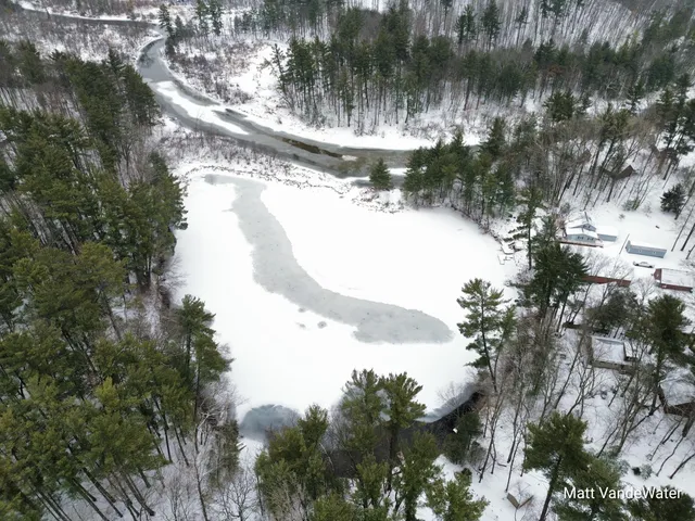 $374,900 | 6771 East 4 Seasons Drive, Newaygo, MI 49337