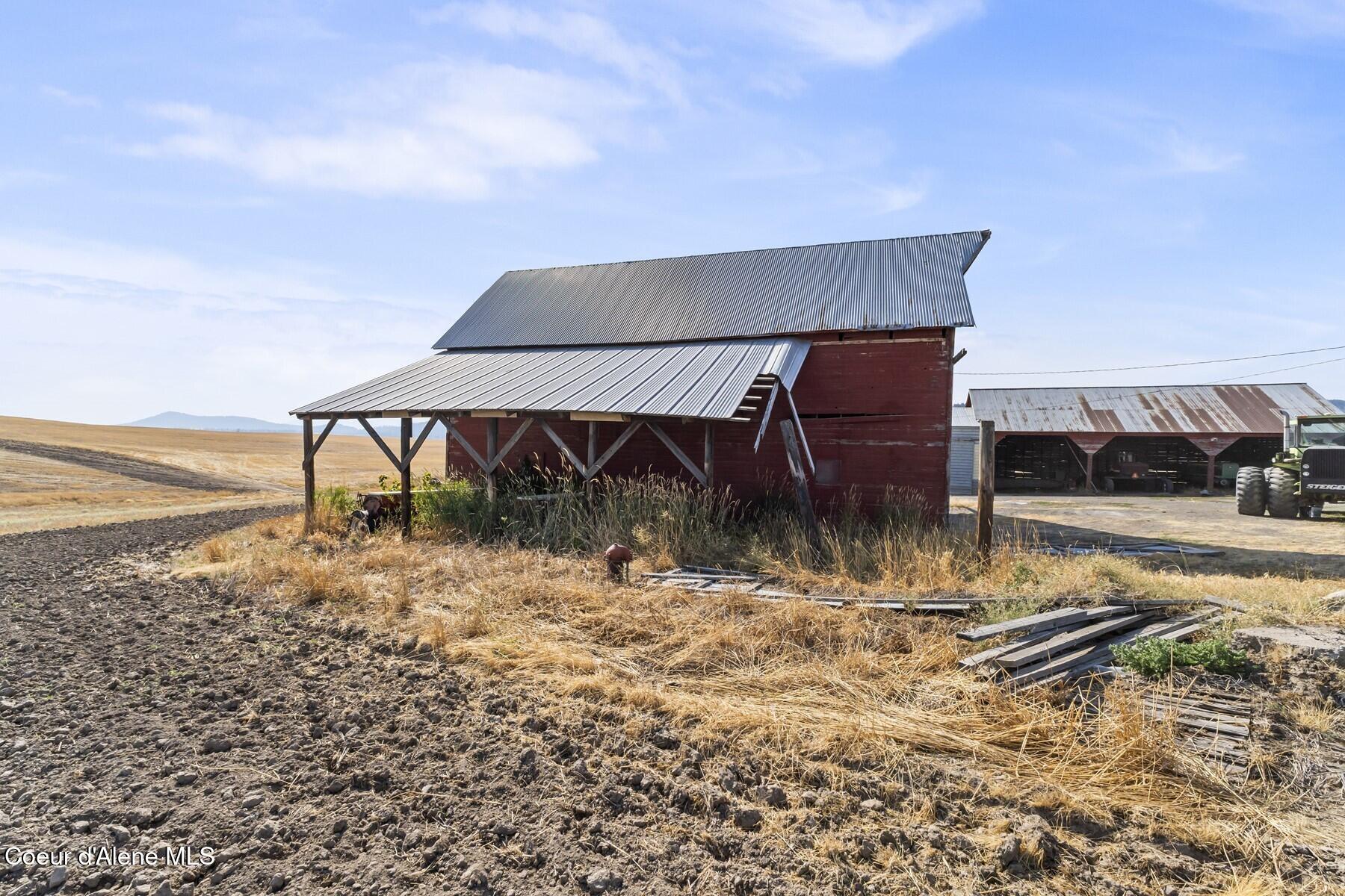 8597 West Rolling Hills Road Worley, ID 83876 - Photo 14 of 47 Storage shed