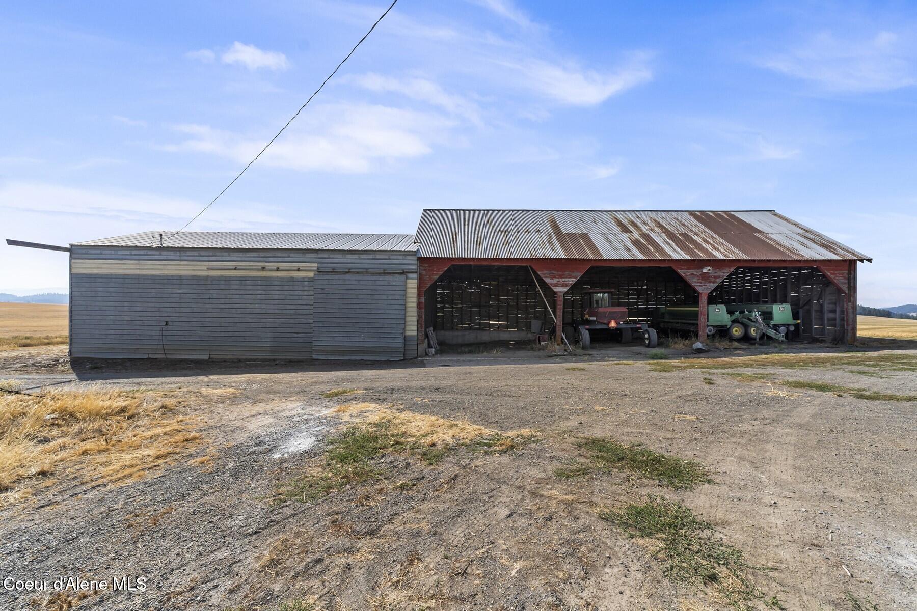 8597 West Rolling Hills Road Worley, ID 83876 - Photo 17 of 45 Open Storage Bays