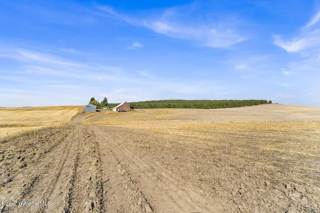 $5,950,000 | 8597 West Rolling Hills Road, Worley, ID 83876