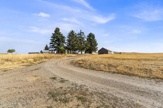 $5,950,000 | 8597 West Rolling Hills Road, Worley, ID 83876