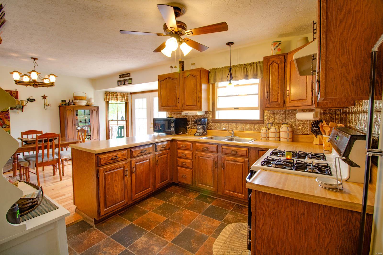 1367 Blue Ridge Road Hardin, IL 62047 - Photo 31 of 55 Gallery Image 31