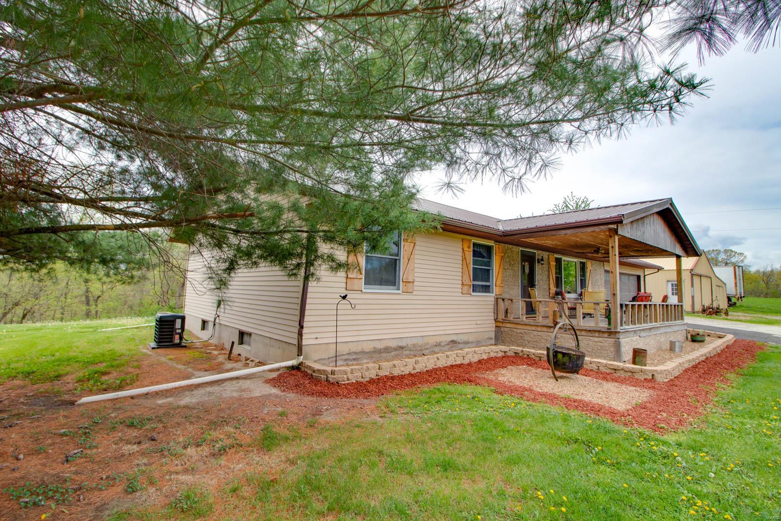 1367 Blue Ridge Road Hardin, IL 62047 - Photo 7 of 55 Gallery Image 7