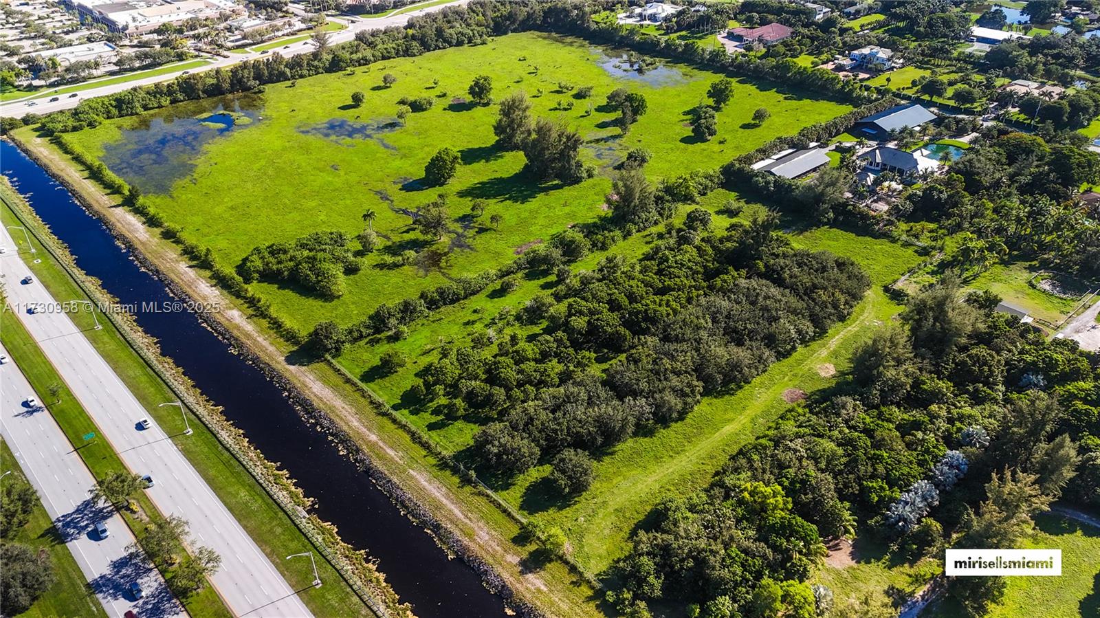 6701 Southwest 124th Ave Ranches Southwest Ranches, FL 33330 - Photo 5 of 10 a view of a garden