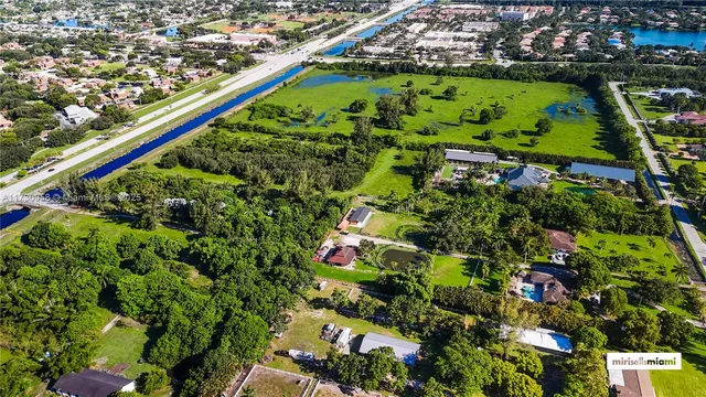 an aerial view of a yard