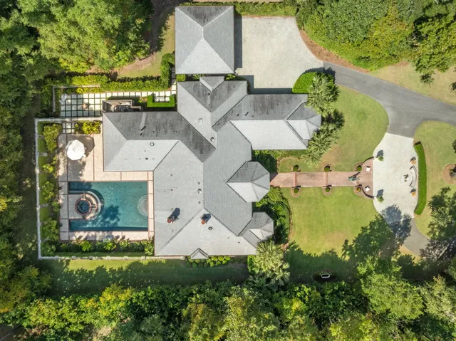 $1,900,000 | 3700 Bobbin Brook Way, Tallahassee, FL 32312