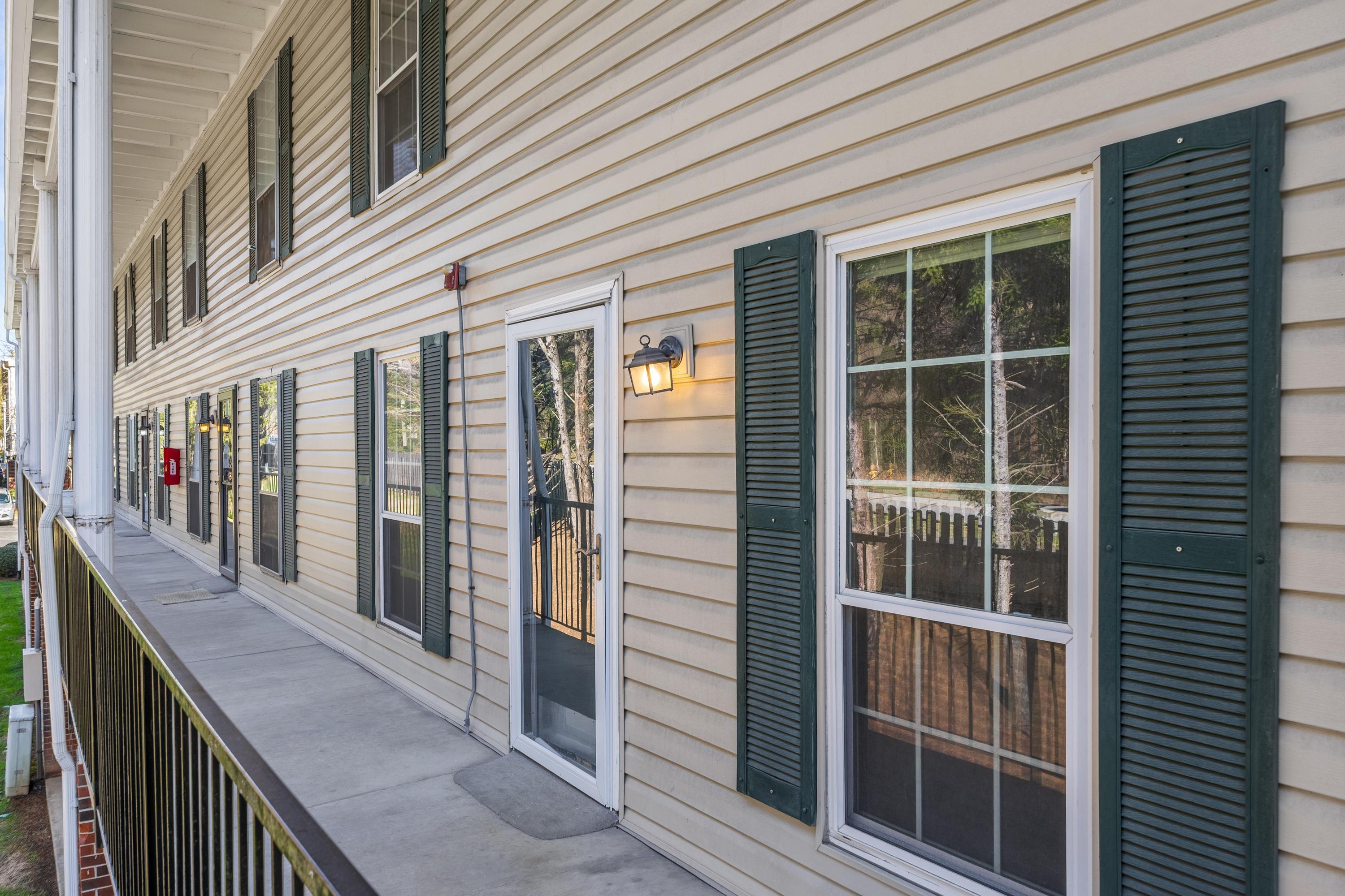 900 Mountain Creek Road, Unit E71 Chattanooga, TN 37405 - Photo 34 of 46 2026_02_February_900_Mountain_Creek_Rd_0