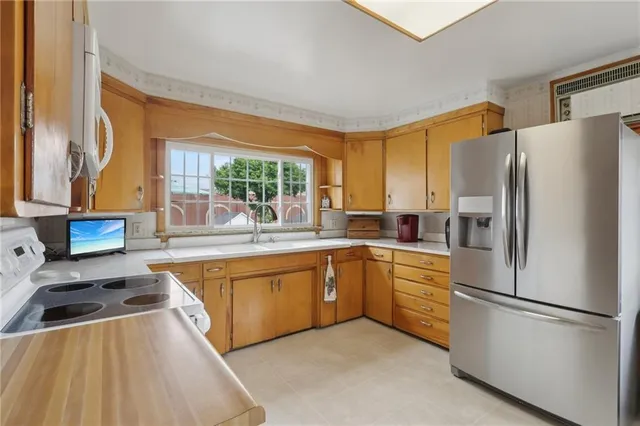 $345,000 | 134 4th Street, Ellwood City, PA 16117