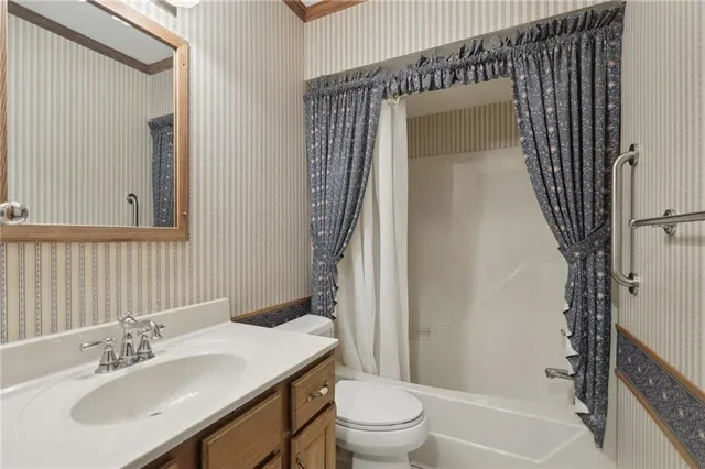 $345,000 | 134 4th Street, Ellwood City, PA 16117