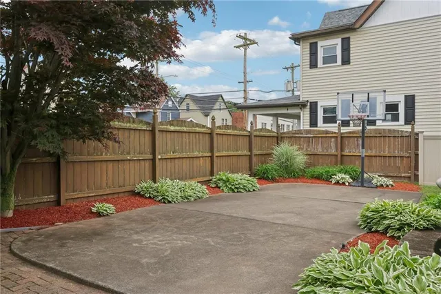 $345,000 | 134 4th Street, Ellwood City, PA 16117