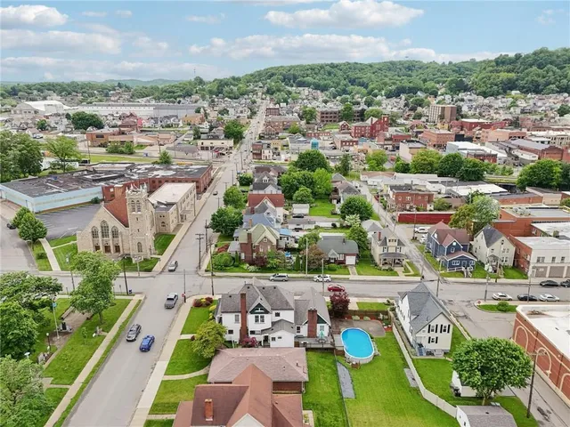 $345,000 | 134 4th Street, Ellwood City, PA 16117