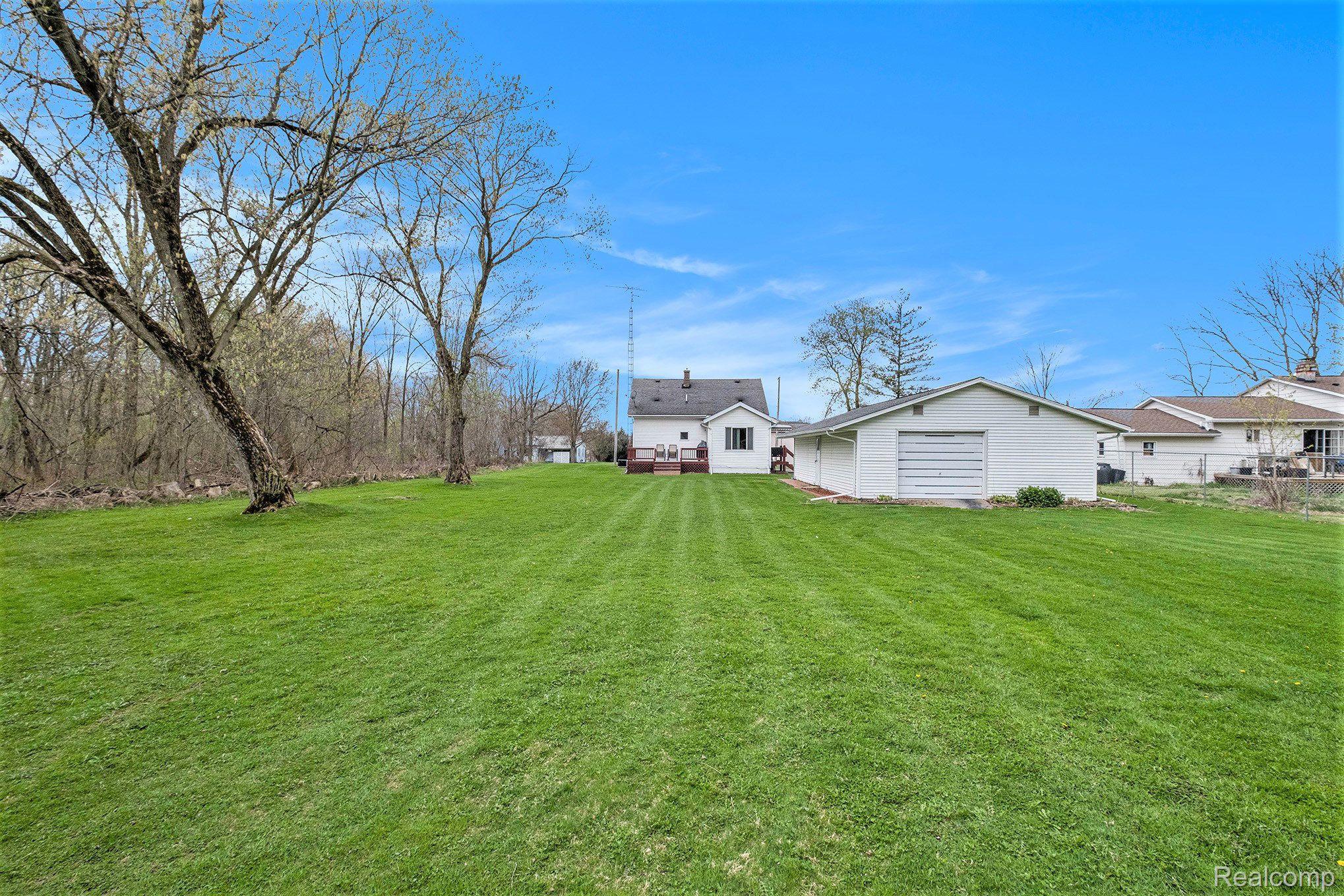 5263 Wakefield Road Grand Blanc, MI 48439 - Photo 9 of 11 Gallery Image 9